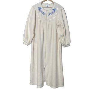 Erika Taylor Womens Fleece Full Zip Long Night Dress Size PL Ivory Embroidered